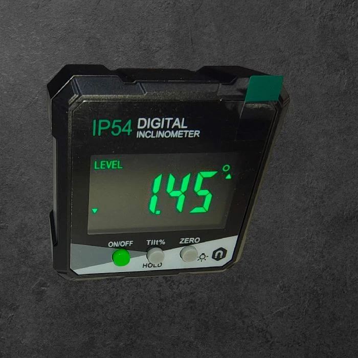 Digitalni kotomer za obrtnike in hobby zelena led osvetlitev, digitalni kotomer, zelena LED osvetlitev, digitalni inclinometer, merjenje kota, mizarji Ljubljana, varjenje pločevine, ceneje, ugodno, prihranek, lokalno, Ljubljana