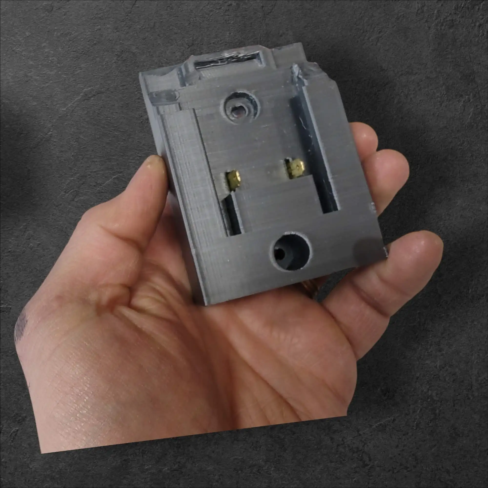 3D natisnjen konektor za parkside akumulatorje, ceneje, ugodno, prihranek, lokalno, Ljubljana, 3D konektor za Parkside akumulatorje, PET material, vzdržljiv konektor, akumulator adapter, trden 3D tisk