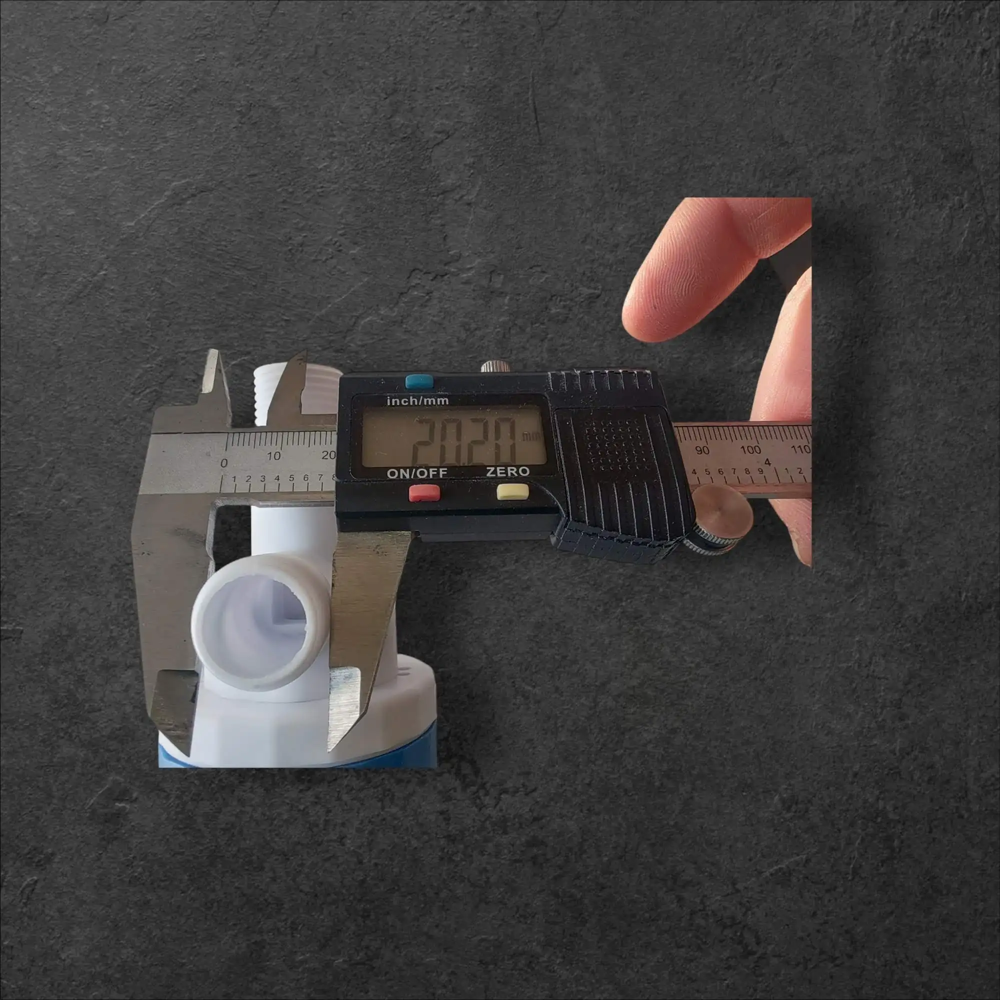 AquaStop 1/2 avtomatski ventil za rezervoarje z vodo 90st,  avtomatski ventil za vodo, AquaStop ventil, 1/2 plovni ventil, ceneje, ugodno, prihranek, lokalno, Ljubljana, ventil za zbiralnik deževnice, ventil brez elektrike