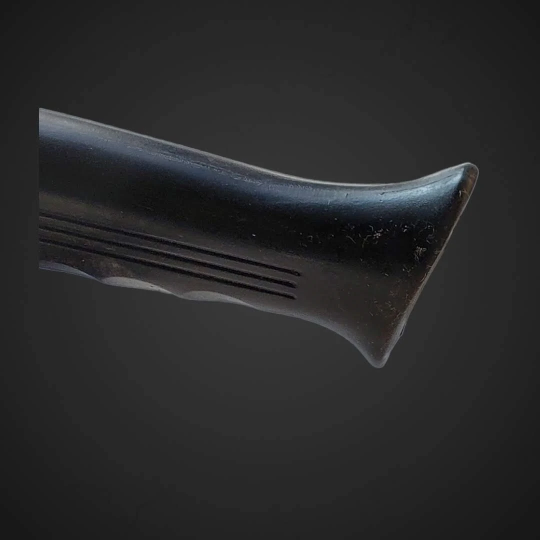 B3 Rezalnik paprija z mehanizmom za vpenjanje leseno ohišje, Velkoformatni rezalniki, grafično oblikovanje, printshop, natančno rezanje, format A3, format B3, inovativni sistem za vpenjanje, profesionalni prvi vtis, trajnost, zmogljivost, estetski dizajn