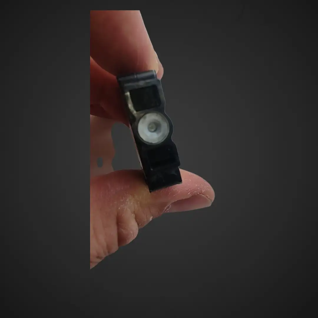 Črn neprozoren damper za UV DTF 1390 XP600 I3200, uv, dtf, repair, popravilo, zamenjava,čiščenje,glava, diy, ACHI,UV damper, črn neprozoren damper, UV DTF 1390, XP600, I3200, zaščita črnila, Svet črnil, Ljubljana, UV tiskalnik, cenovno ugodno, ACHI tiskalniki, kakovost tiska, enakomeren pretok