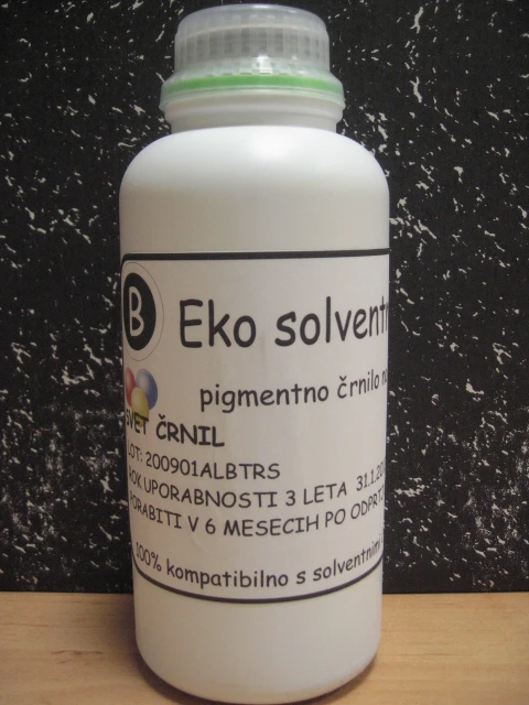 Ekosolventno pigmentno črnilo za ploterje Black 1000mL, eco solventno črnilo za ploterje,Ekosolventno črnilo,ekosolventna barva