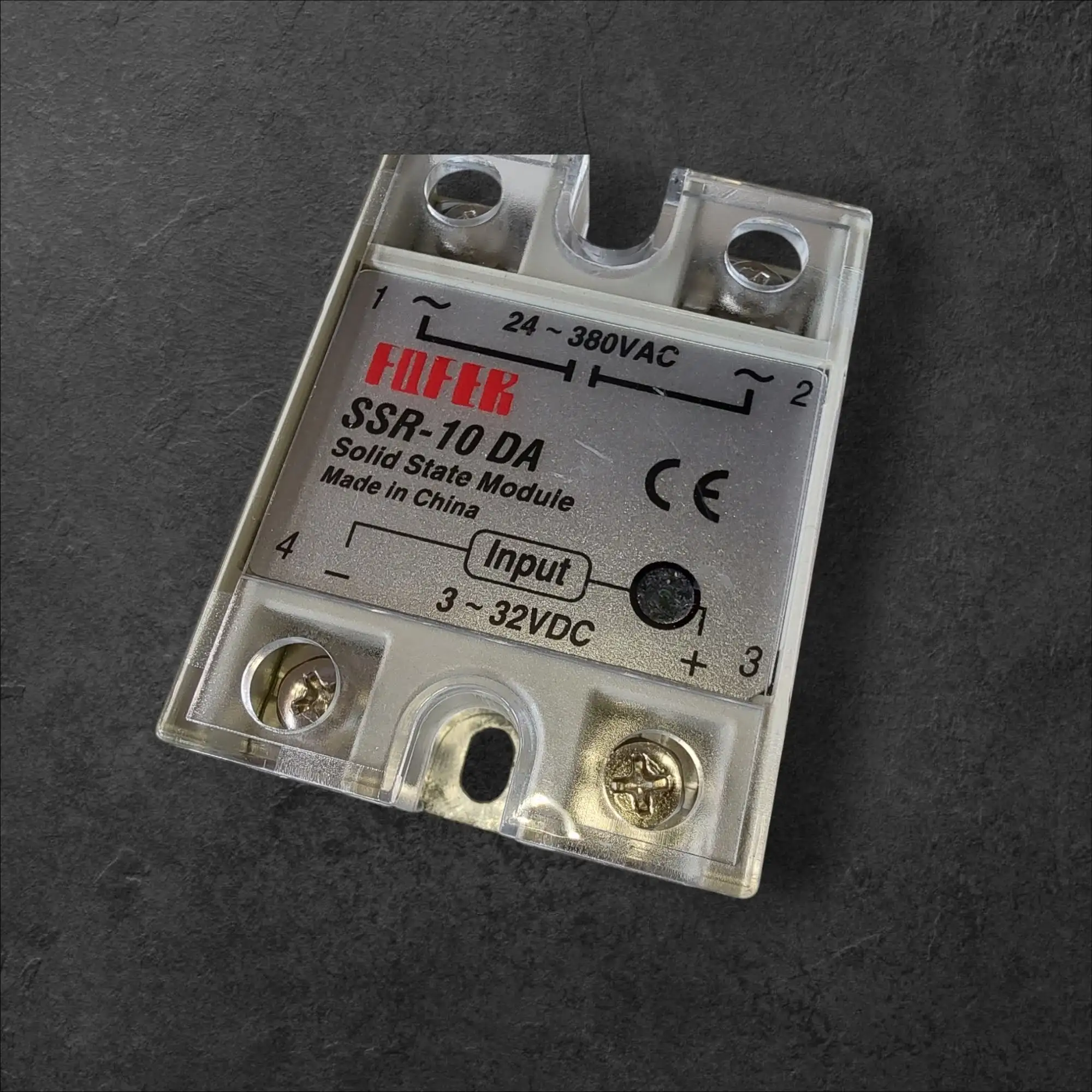 Enofazni polprevodni rele SSR 10A DC-AC 24–380V, ssr,solid stat relay,SSR rele, enofazni rele, varno preklapljanje, avtomatizacija, ceneje, ugodno, prihranek, lokalno, Ljubljana, industrijska varnost, SSR tehnologija