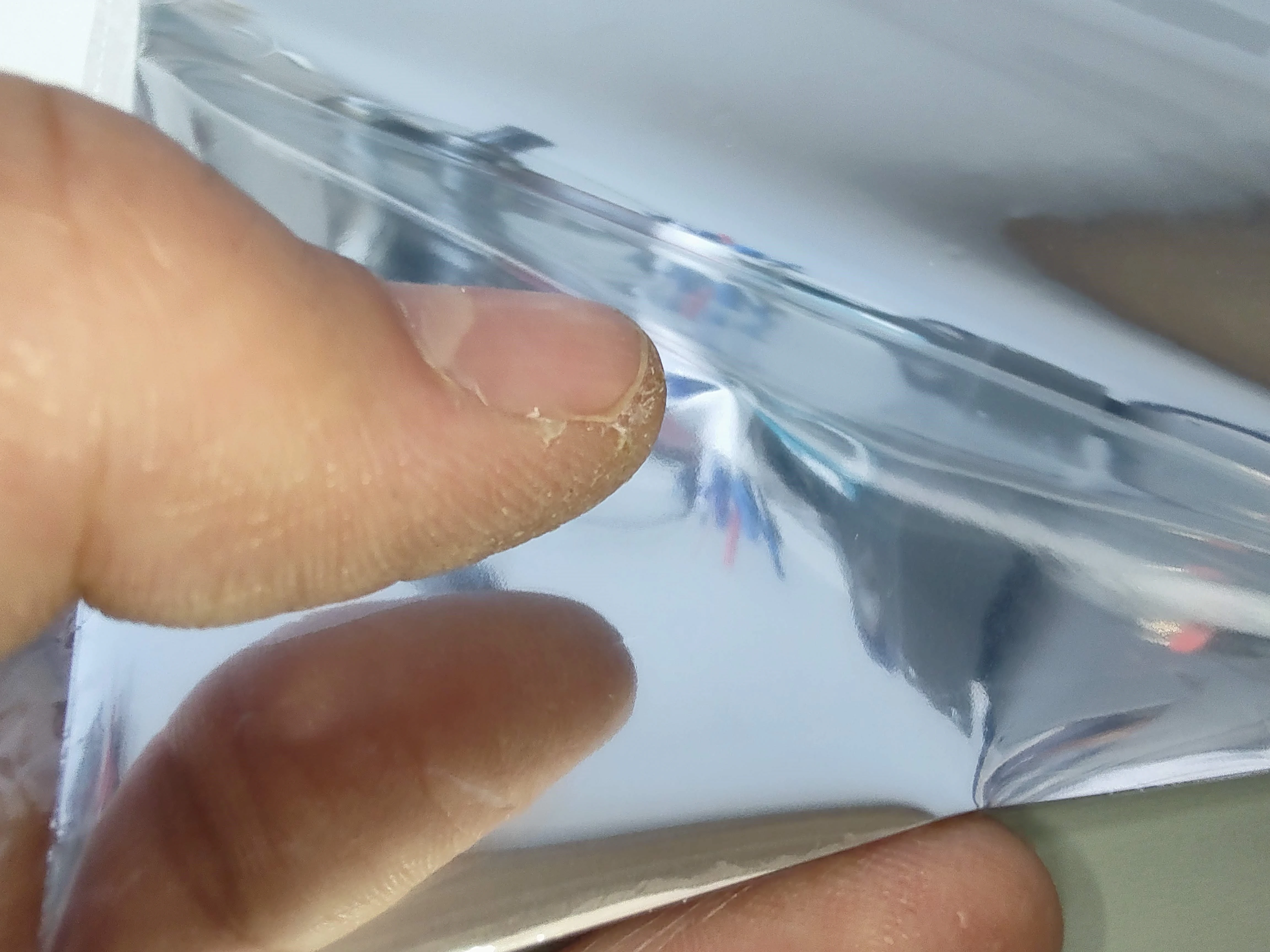 Folija srebrna metalizirana za digitalni tisk 50pol A4, silver,holographic,8i,transfer print,metalic film transfer,srebrna folija,srebrni tisk,vizitke,tisk vizitk ljubljana,brošura,unikati,personaliziran tisk,poročna vabila,diy,svetleč tisk,kovinski tisk,tisk srebrne barve,tisk zlate barve