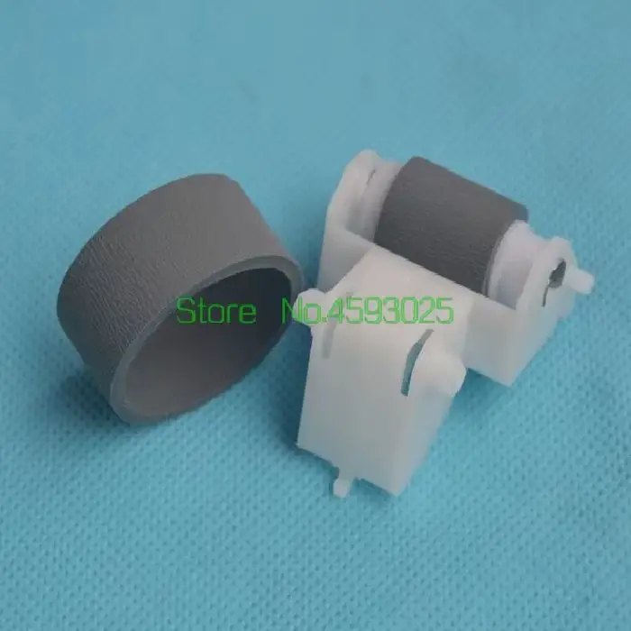 Gumica za pobiranje papirja pickup roller Epson P50-L800, gumica za pobiranje papirja, epson p50 l800, pickup roller, ugodno, ceneje, prihranek, lokalno, ljubljana, vzmeti, separator valjček, servis tiskalnikov, rezervni deli epson, gumica epson