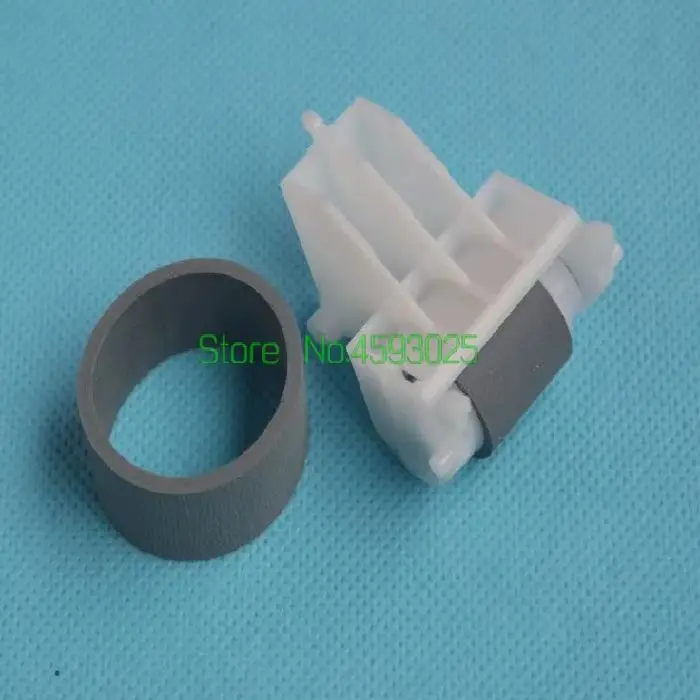 Gumica za pobiranje papirja pickup roller Epson P50-L800, gumica za pobiranje papirja, epson p50 l800, pickup roller, ugodno, ceneje, prihranek, lokalno, ljubljana, vzmeti, separator valjček, servis tiskalnikov, rezervni deli epson, gumica epson