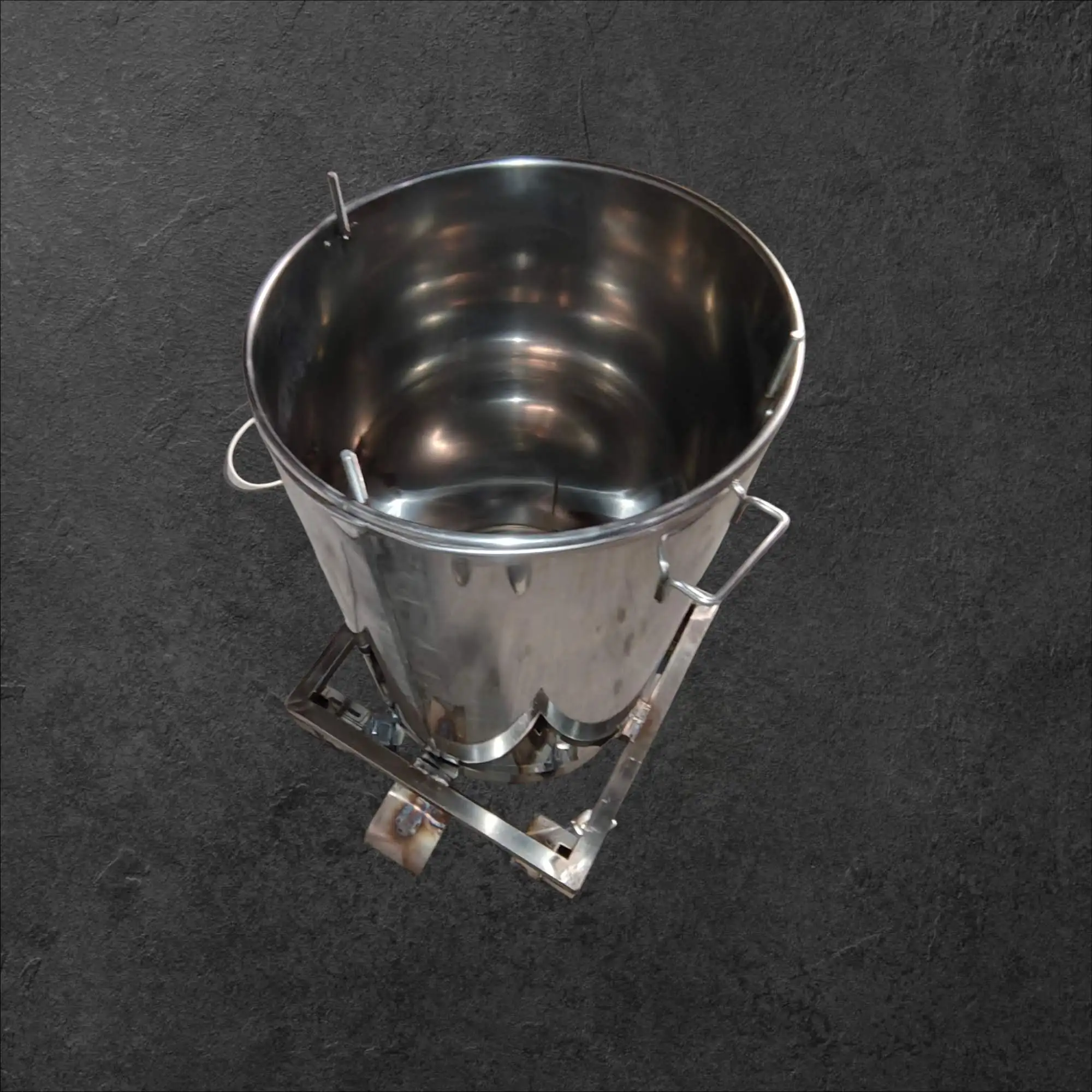 Inox voziček za homogenizatorje Logar 100L, inox voziček za homogenizator, homogenizator Logar 100L, voziček za med, ceneje, ugodno, prihranek, lokalno, Ljubljana, varno premikanje homogenizatorjev