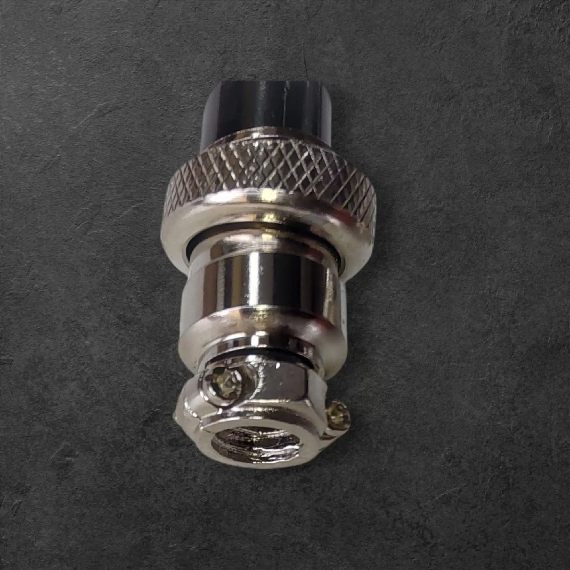 Konektor GX12 4 pini inox ohišje moški   ženski, konektor GX12, 4-pinski, inox ohišje, ceneje, ugodno, prihranek, lokalno, Ljubljana, IP45, industrijska avtomatizacija, elektro vodniki.