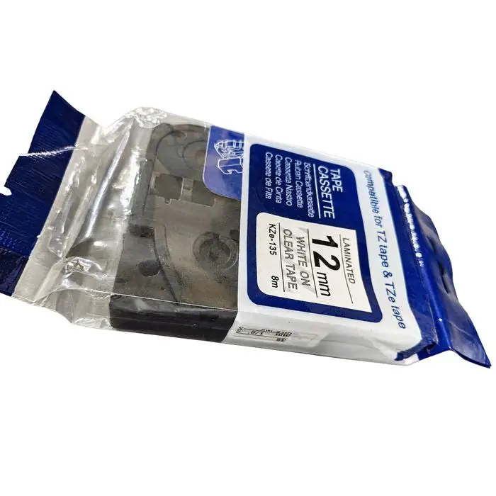 Laminirana traka KZe-135, 12 mm × 8 m - bijelo ispis na prozirnoj pozadini (TZ/TZe), KZe-135, laminiran trak, 12 mm, 8 m, bel tisk na prozorni podlagi, WHITE ON CLEAR TAPE, TZ, TZe, trak za označevanje, ugodno, ceneje, prihranek, lokalno, Ljubljana