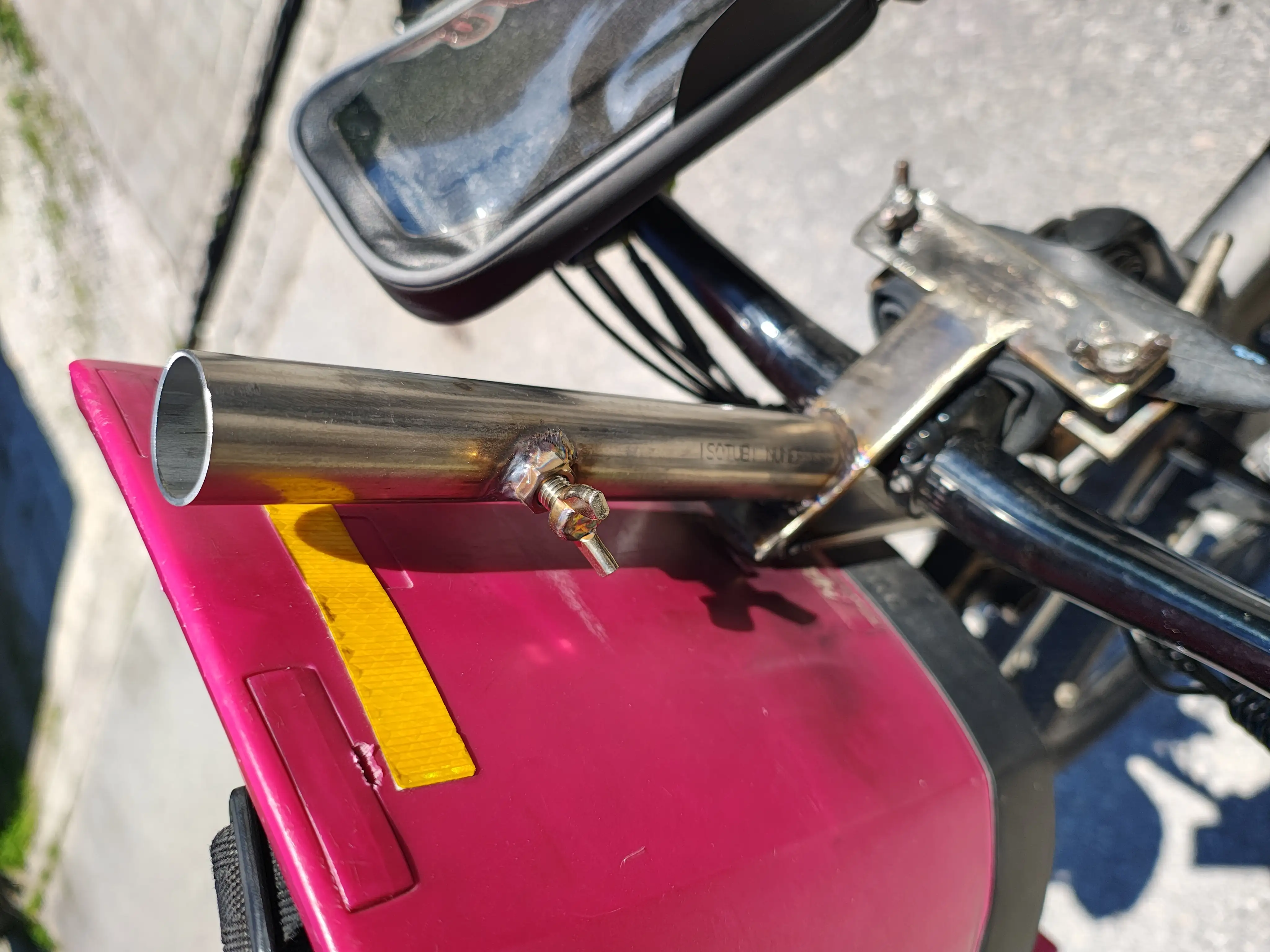 Modifikacija e-koles in skuterjev po dogovoru ponderirano, varjenje, modifikacija e-koles, modifikacija skuterjev, popravilo skuterjev Ljubljana, ceneje, ugodno, prihranek, lokalno, Ljubljana, varjenje okvirjev, nosilec za otroški sedež, nosilec za dežnik, prikolica za e-kolo, električni skuter popravilo