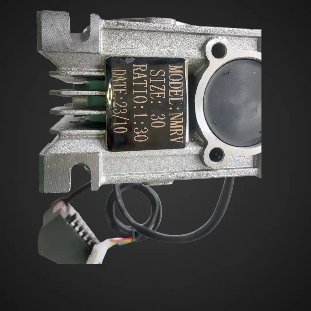 Indukcijski motor 120W 220V AC z reduktorjem 55RPM in regulatorjem, indukcijski motor Ljubljana, motor z reduktorjem ugodno, regulator hitrosti ceneje, prihranek proizvodnja, lokalno podjetje Ljubljana