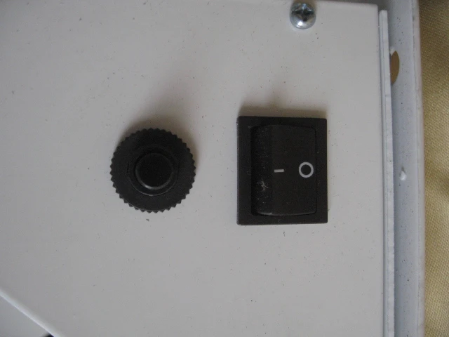 Preša za konične skodelice z dvema grelcema, skodelice v konus, konusne skodelice