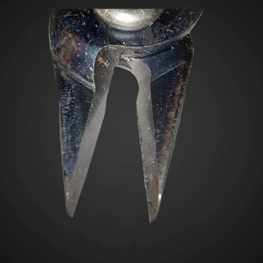 Ščipalne klešče za elektro in finomehaniko črna guma, klešče,ščipalke,ščipke,ščipalne klešče, elektro klešče, finomehanika, črn gumijast ročaj, vzmetni mehanizem, ugodno, prihranek, lokalno, Ljubljana