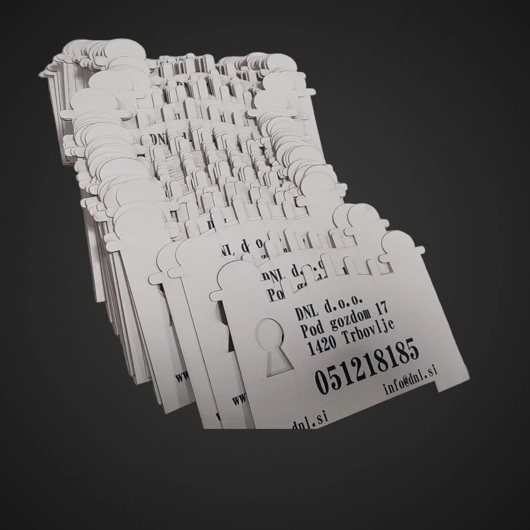 Tisk in priprava vizitk nepravilnih oblik 10kosov, vizitke,marketing,promocija,business,card,posestnica,predstavitev,podjetja,renome,reklama