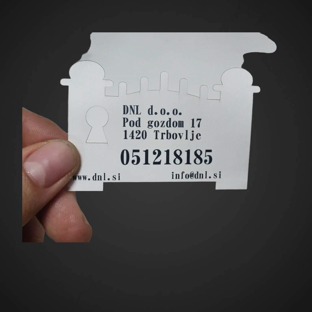 Tisk in priprava vizitk nepravilnih oblik 10kosov, vizitke,marketing,promocija,business,card,posestnica,predstavitev,podjetja,renome,reklama