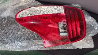 BMW Z4: video pregled zadnje leve luči pred nakupom in vgradnjo, holografski projektor,led lučke hologram,vrtljiva vetrnica hologram,vizualni efekt,pritegniti pozornost s hologramom,tehnologija hologramskega prikaza,holografska animacija,hologramska predstavitev,hologram brez zaslona,pretvorba videa v hologram